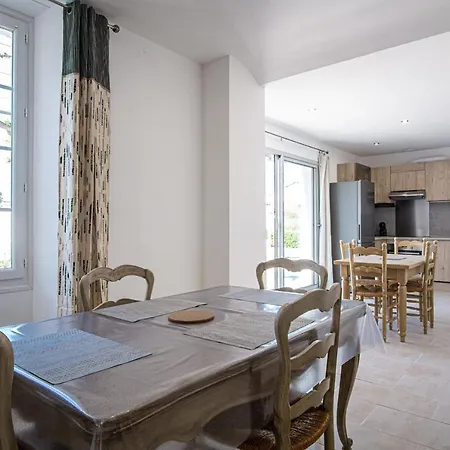 Maison Avec Jardin Proche Du Centre-ville Isle-sur-la-sorgue Holiday home L'Isle-sur-la-Sorgue